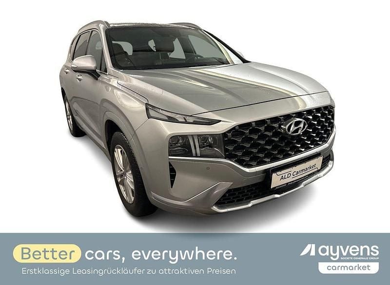 Gebraucht Hyundai Santa Fe Signature 179 PS (131 kW) 2022 Silber SUV