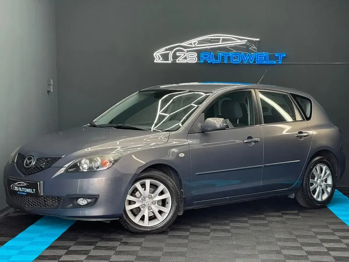 Używany Mazda 3 Active 105 KM (77 kW) 2007 Szary Sedan/Limuzyna