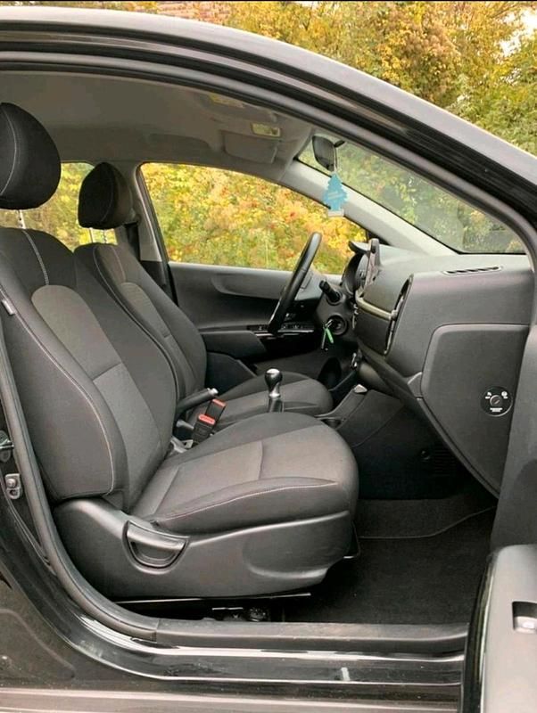 Gebraucht Kia Picanto 67 PS (49 kW) 2023 Schwarz Kleinwagen
