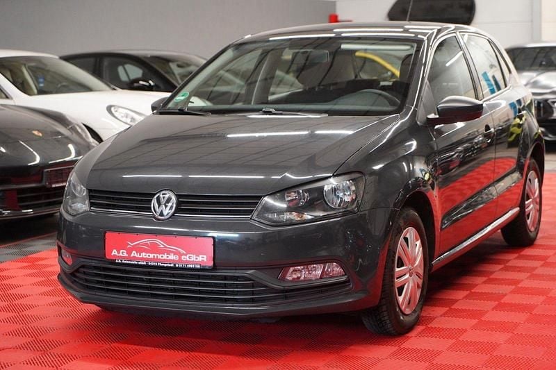 Gebraucht VW Polo Trendline 60 PS (44 kW) 2016 Grau Kleinwagen