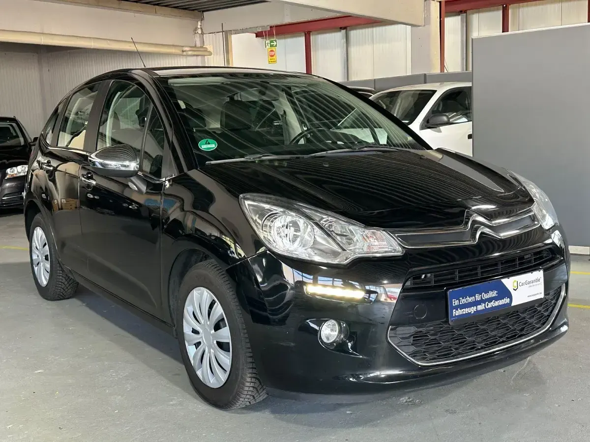 Gebraucht Citroën C3 SELECTION 82 PS (60 kW) 2014 Schwarz Kleinwagen
