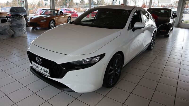 Weiß Gebraucht 2021 Mazda 3 Limousine | 18.910 € (Fairer Preis) - Bild 1/4