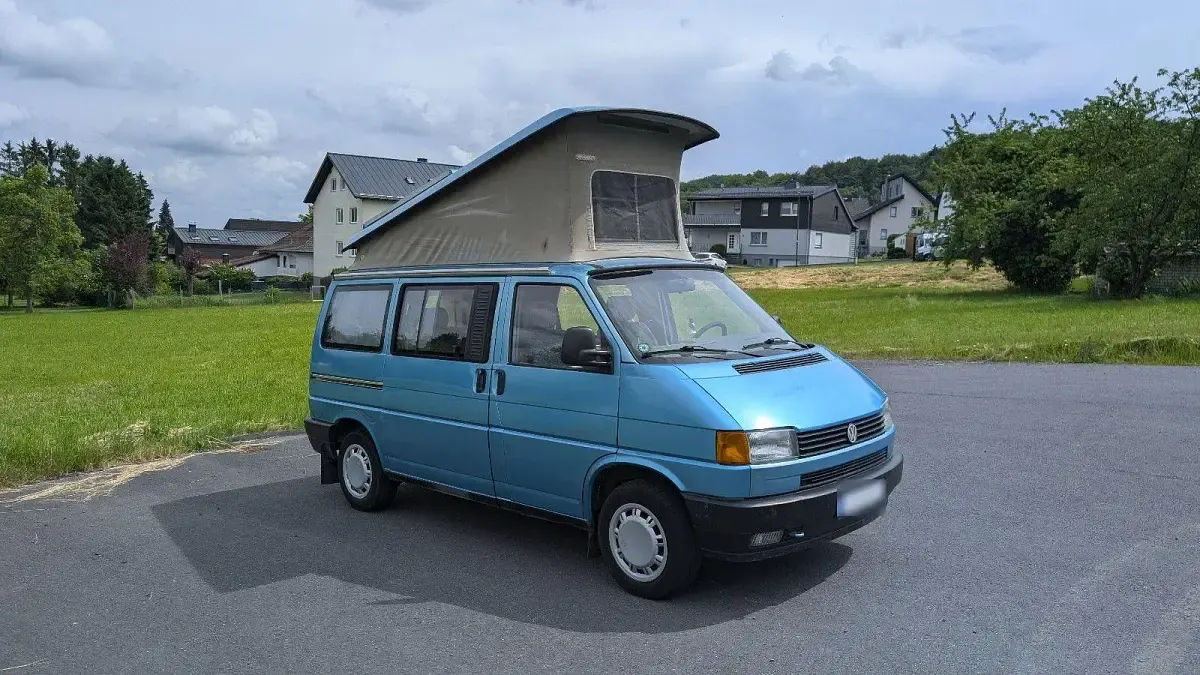 Gebraucht VW T4 77 PS (56 kW) 1995 Blau Van