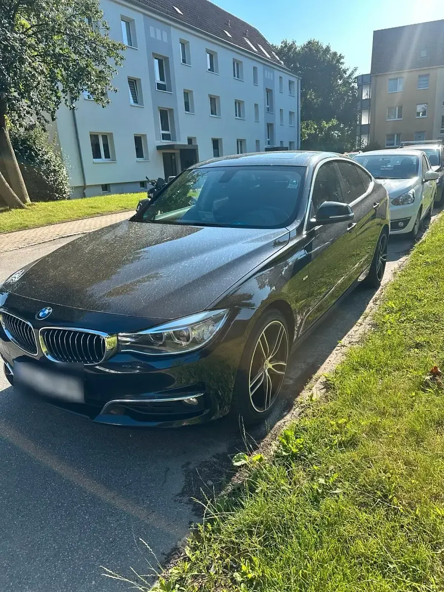 Gebraucht BMW 320 184 PS (135 kW) 2014 Schwarz Limousine