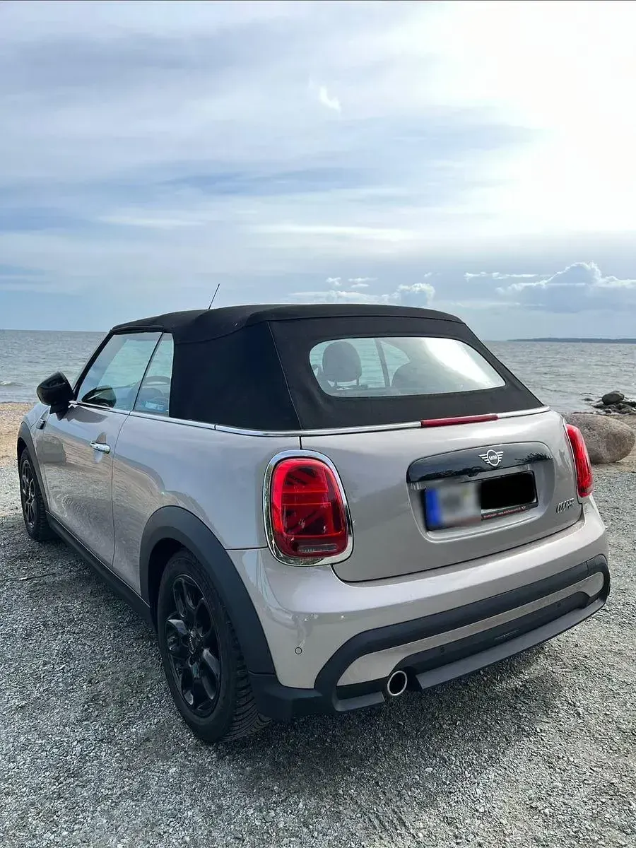Używany Mini Cooper 136 KM (100 kW) 2022 Szary Hatchback