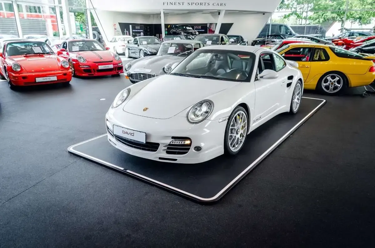 Gebraucht Porsche 997 530 PS (389 kW) 2011 Weiß Coupé