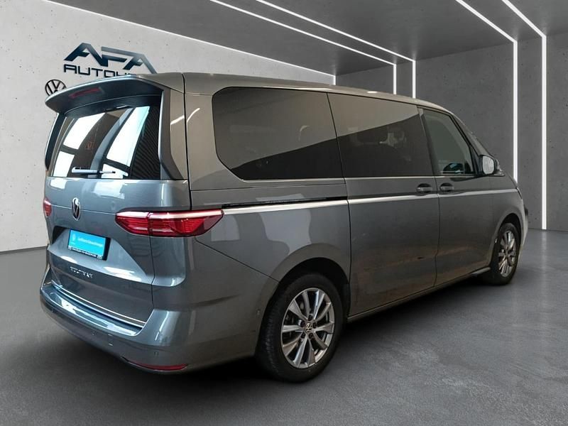 Second-hand VW Multivan Style 150 CP (110 kW) 2025 Monovolum