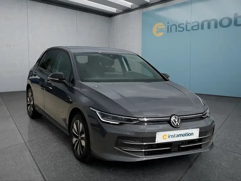 Gebraucht VW Golf VIII 116 PS (85 kW) 2025 Grau Kleinwagen