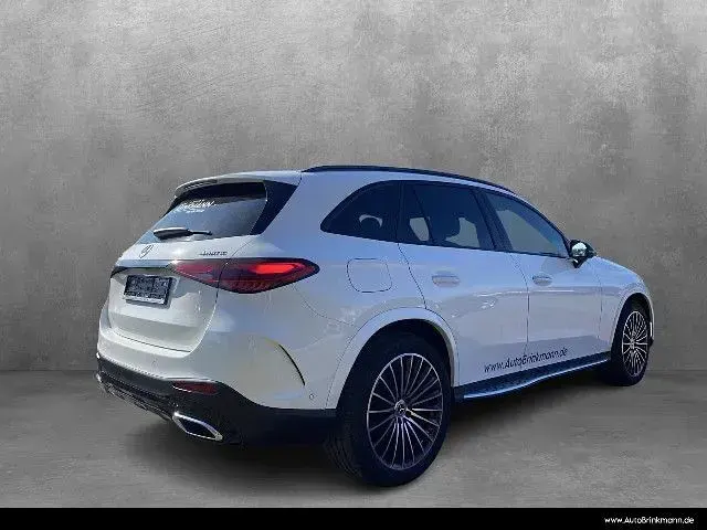 Gebraucht Mercedes GLC220 AMG line 197 PS (144 kW) 2026 Unilack polarweiß SUV