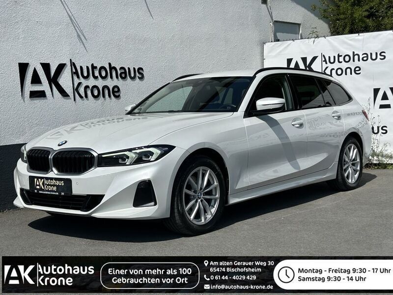 Weiß Gebraucht 2022 BMW 320 Limousine | 27.990 € (Guter Preis) - Bild 1/4
