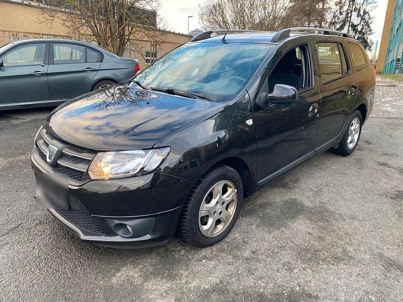 Schwarz Gebraucht 2013 Dacia Logan MCV Prestige Kombi | 3.350 € (Superpreis) - Bild 1/4