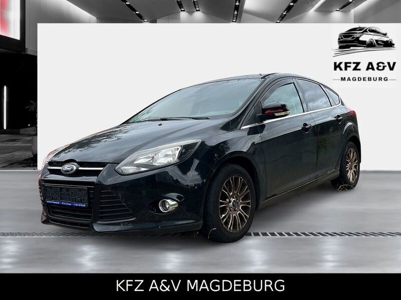 Schwarz Gebraucht 2011 Ford Focus Titanium Limousine | 2.500 € (Superpreis) - Bild 1/4