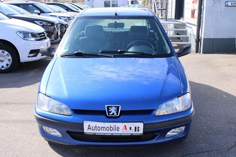 Gebraucht Peugeot 106 60 PS (44 kW) 1997 Blau Kleinwagen