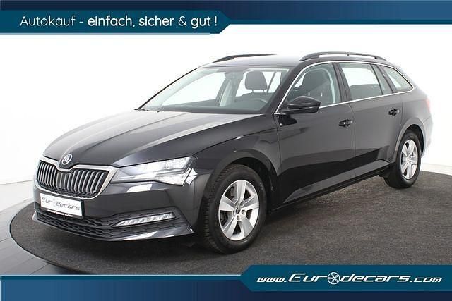 Schwarz Gebraucht 2020 Skoda Superb Kombi | 19.850 € (Guter Preis) - Bild 1/4