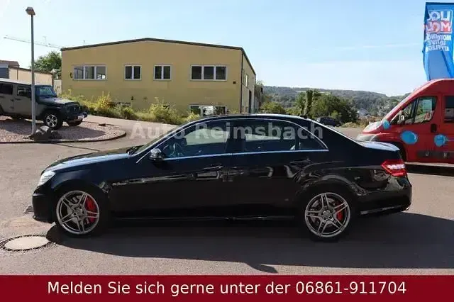 Gebraucht Mercedes E63 AMG AMG 525 PS (386 kW) 2011 Schwarz Limousine
