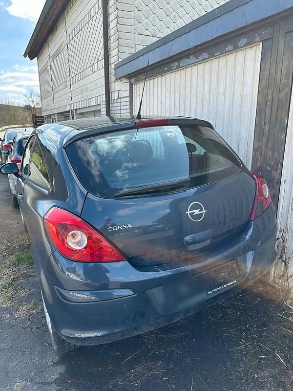 Gebraucht Opel Corsa 90 PS (66 kW) 2009 Blau Kleinwagen