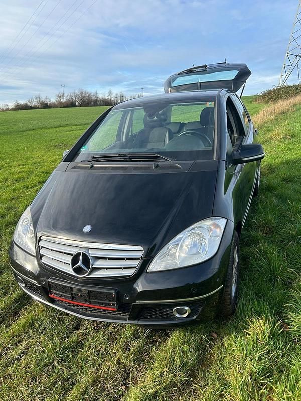 Schwarz Gebraucht 2008 Mercedes A160 Kleinwagen | 3.700 € (Teuer) - Bild 1/4