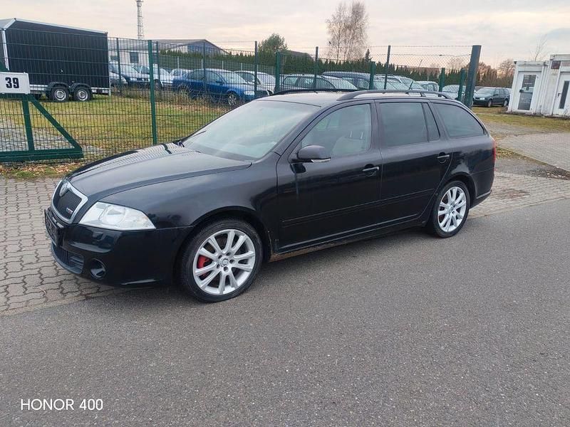 Schwarz Gebraucht 2008 Skoda Octavia RS Kombi | 1.799 € (Superpreis) - Bild 1/4