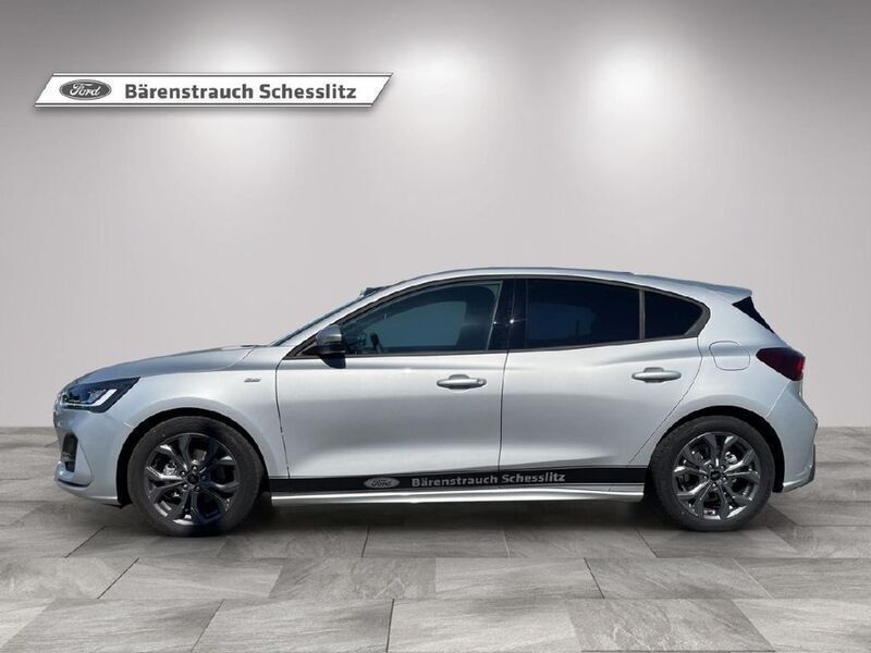 Gebraucht Ford Focus ST-Line 125 PS (91 kW) 2024 Silber Limousine