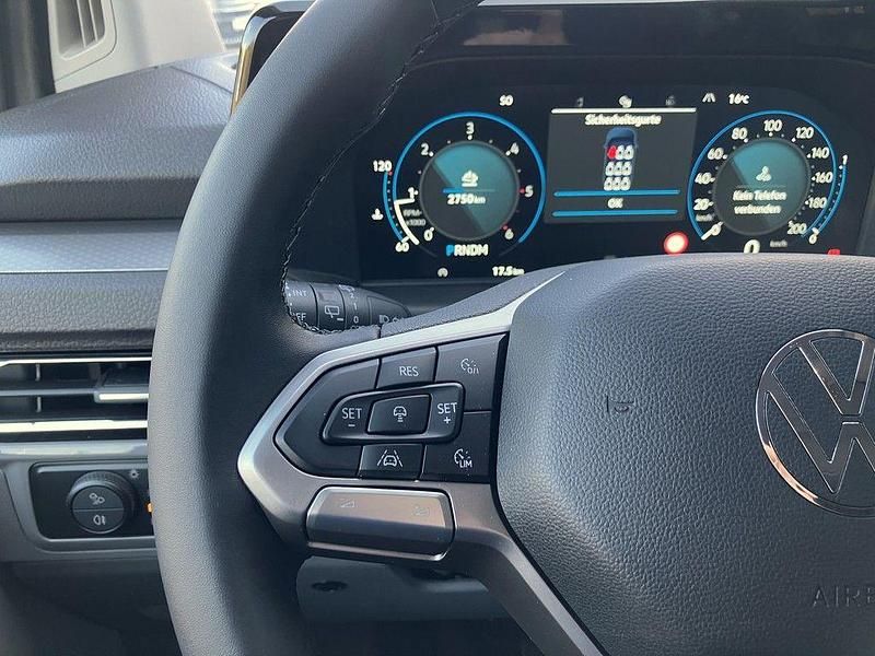 Gebraucht VW T7 150 PS (110 kW) 2026 Beige Van