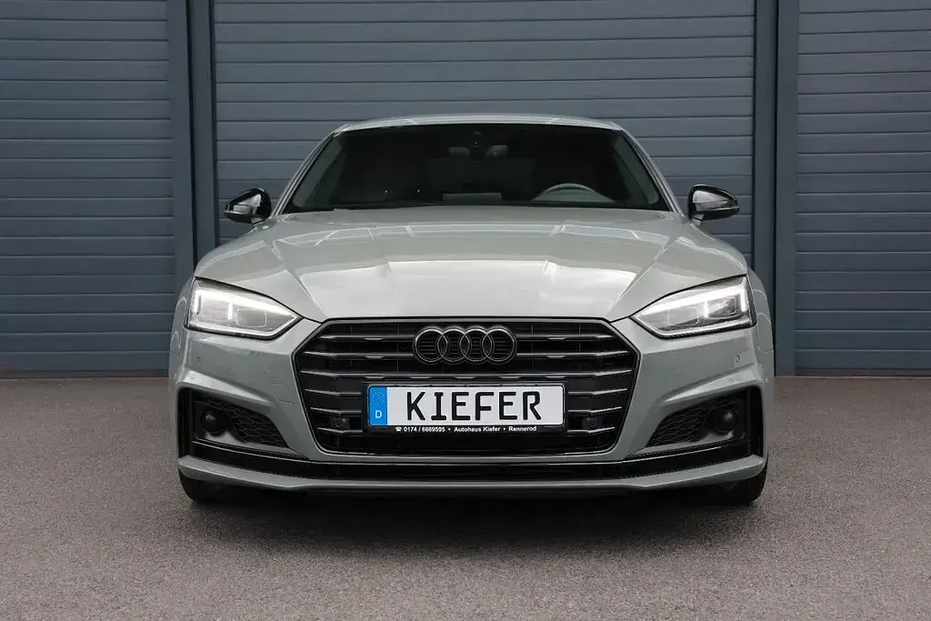 Gebraucht Audi A5 S-Line 190 PS (139 kW) 2019 Quantumgrau Coupé