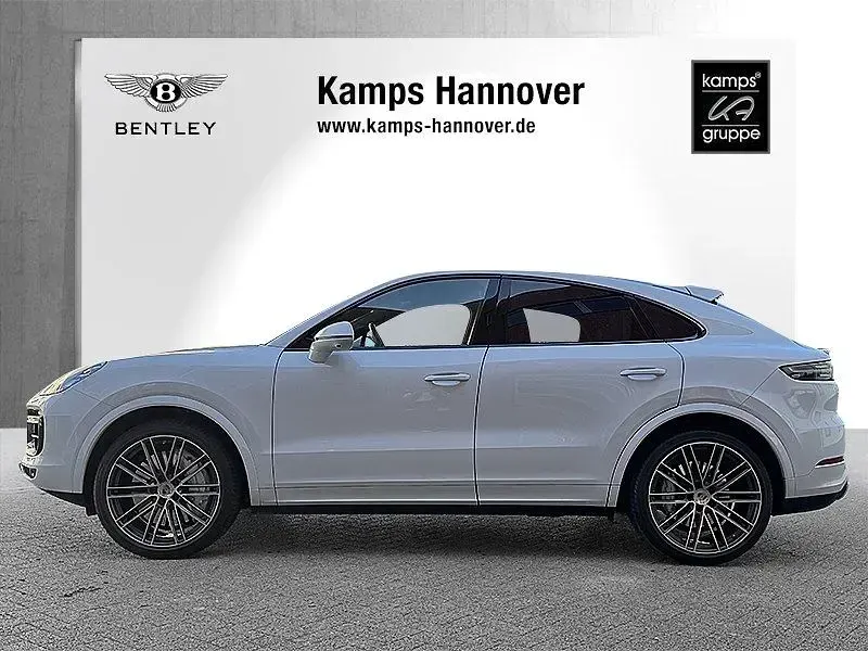 Gebraucht Porsche Cayenne Turbo Coupe Sport 549 PS (403 kW) 2019 Weiß SUV