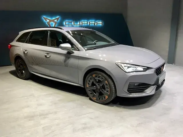 Usata Cupra Leon 245 CV (180 kW) 2020 Grigio Station wagon