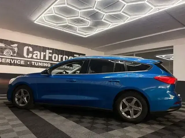 Gebraucht Ford Focus 125 PS (91 kW) 2018 Blau Kombi