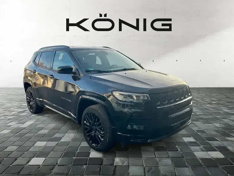Second-hand Jeep Compass 131 CP (96 kW) 2024 Negru SUV