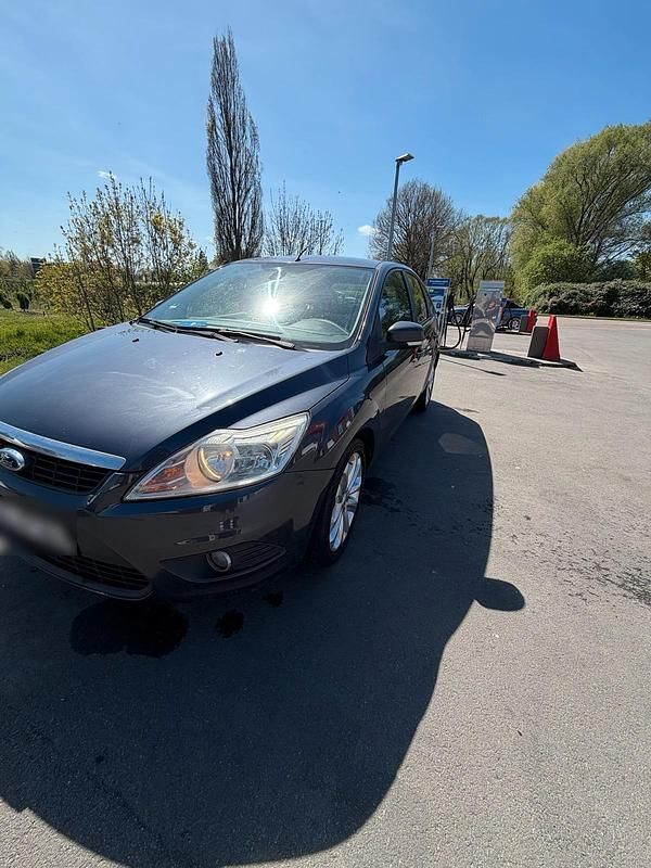 Usata Ford Focus 80 CV (58 kW) 2008 Argento Berlina