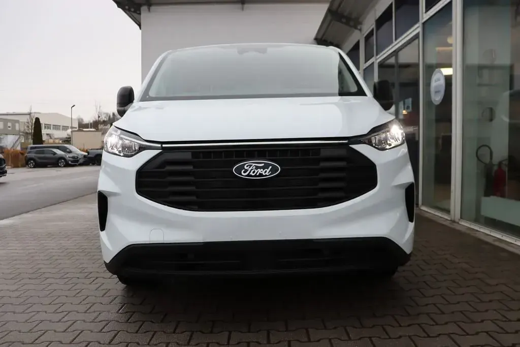 Nouvelle Ford Transit Custom Trend 150 ch (110 kW) 2026 Blanc Monospace