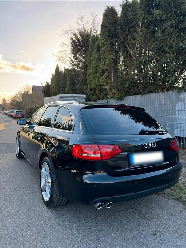 Gebraucht Audi A4 S-Line 143 PS (105 kW) 2011 Schwarz Kombi