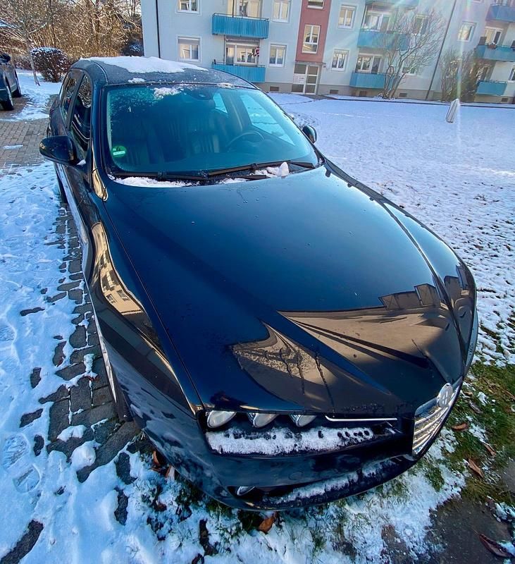 Schwarz Gebraucht 2006 Alfa Romeo 159 Kombi | 1.590 € (Superpreis) - Bild 1/4