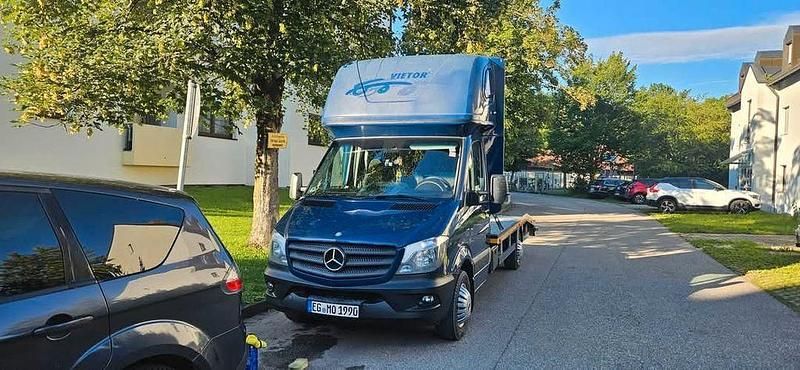 Blau Gebraucht 2018 Mercedes Sprinter Van | 19.999 € - Bild 1/4