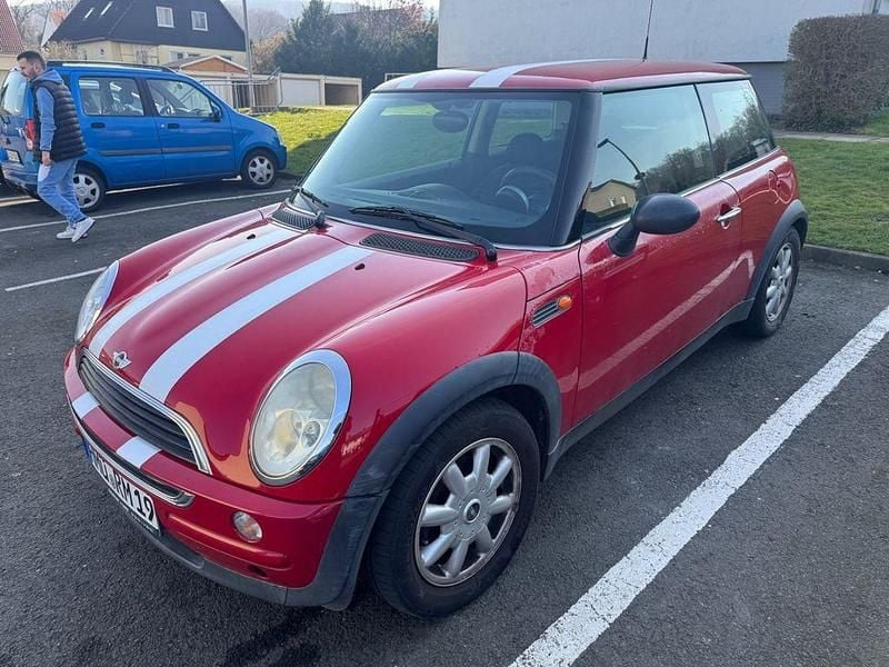 Gebraucht Mini ONE 90 PS (66 kW) 2002 Rot Kleinwagen