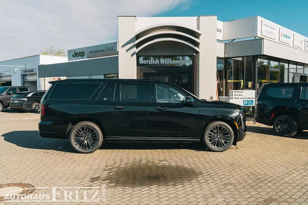 Neu Cadillac Escalade 426 PS (313 kW) 2026 Schwarz SUV