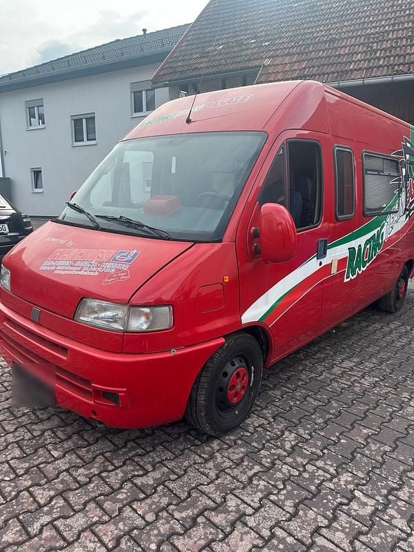 Gebraucht Fiat Ducato 122 PS (89 kW) 1999 Rot Van