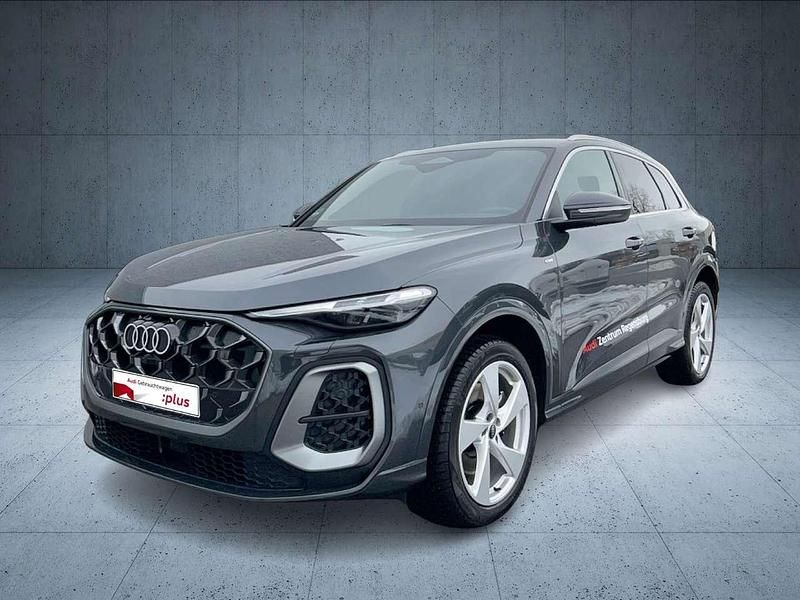 Second-hand Audi Q5 Ambiente 204 CP (150 kW) 2025 Gri SUV