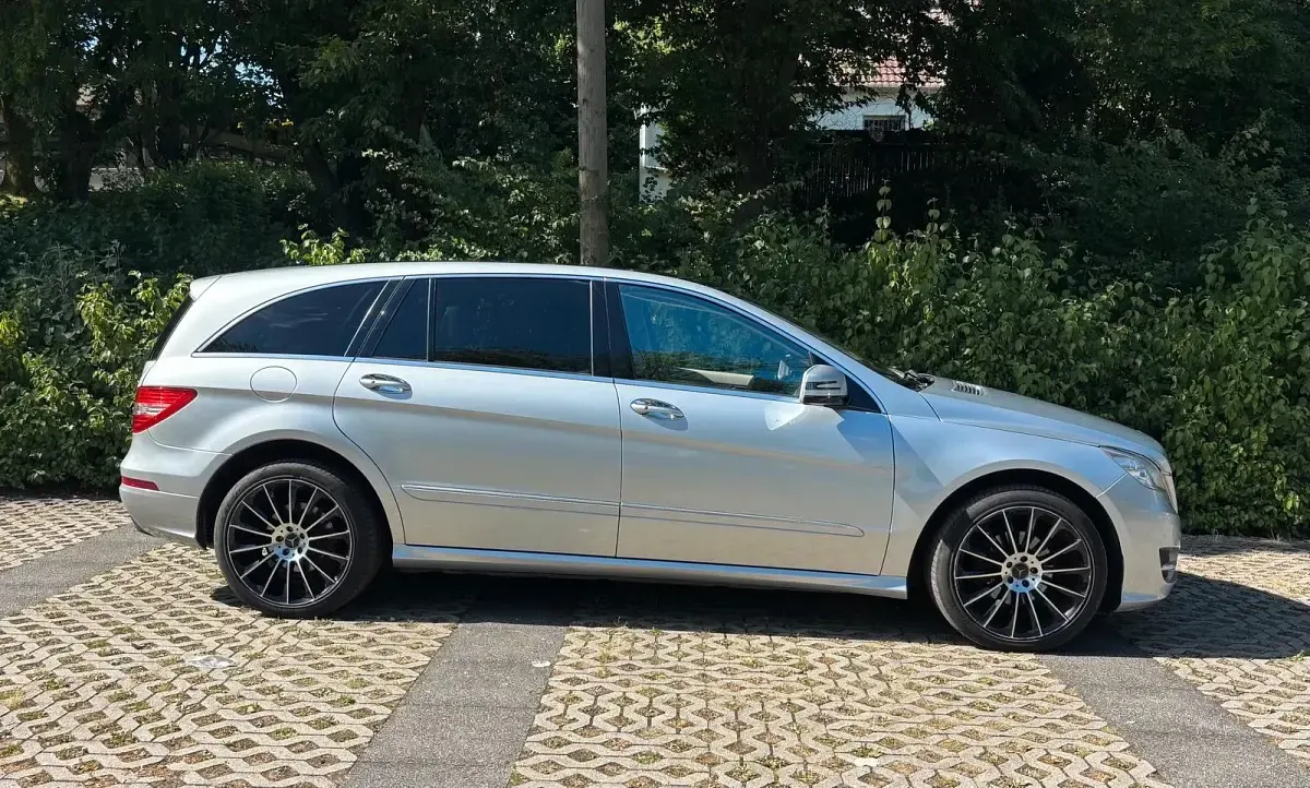 Gebraucht Mercedes R350 265 PS (194 kW) 2010 Grau Kombi