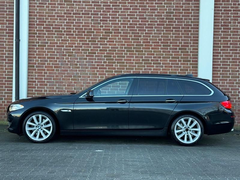 Gebraucht BMW 528 Sport Line 245 PS (180 kW) 2012 Schwarz Kombi