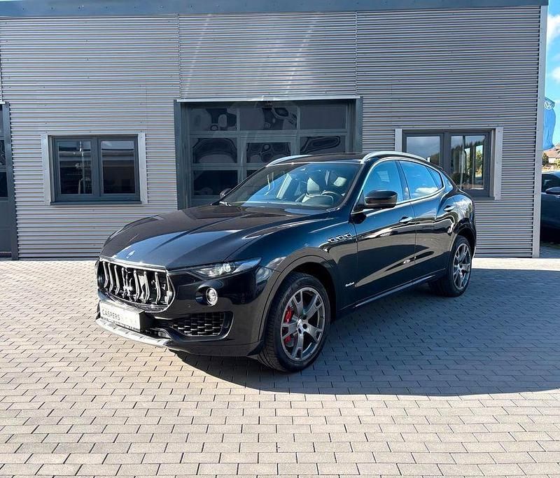 Gebraucht Maserati Levante 430 PS (316 kW) 2018 Schwarz SUV