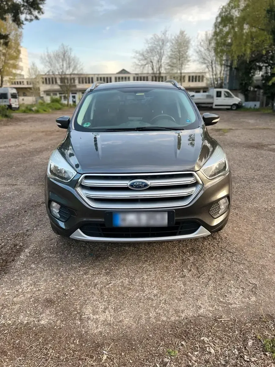 Używany Ford Kuga 150 KM (110 kW) 2017 Szary SUV