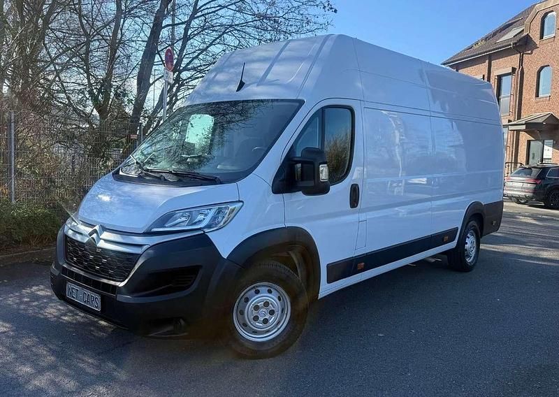 Gebraucht Citroën Jumper Comfort 140 PS (102 kW) 2023 Weiß Van / Kleinbus