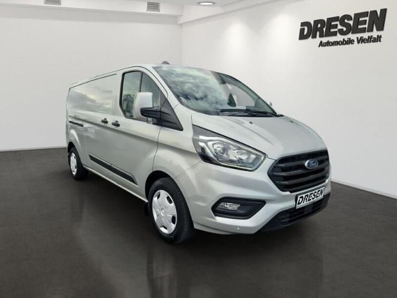Gebraucht Ford Transit Custom Trend 131 PS (96 kW) 2023 Polarsilber metallic (metallic) Van