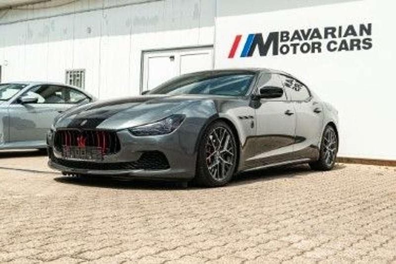 Bianco alpi Gebraucht 2017 Maserati Ghibli Coupé | 24.901 € - Bild 1/4