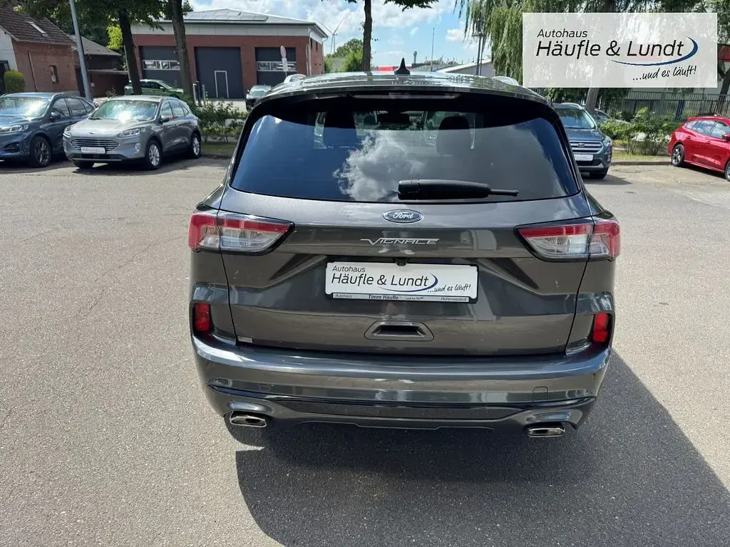 Gebraucht Ford Kuga Vignale 224 PS (164 kW) 2022 Magneticgrau (metallic) SUV