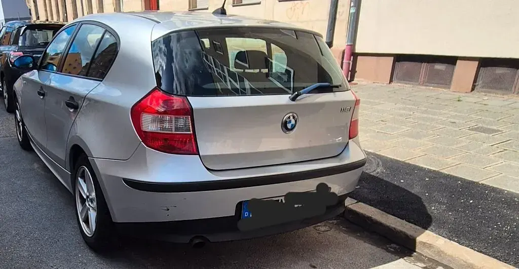 Gebraucht BMW 116 116 PS (85 kW) 2005 Silber Kleinwagen