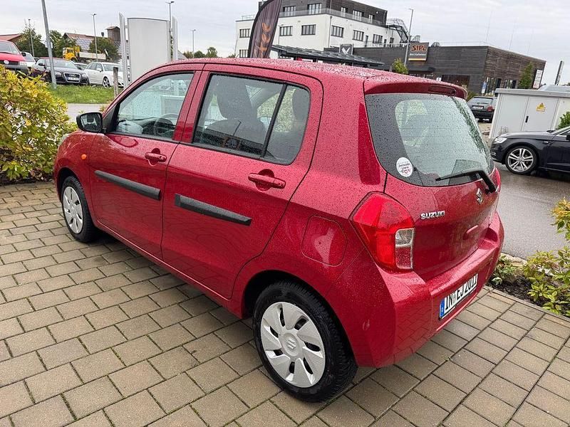 Gebraucht Suzuki Celerio 68 PS (50 kW) 2018 Rot Kleinwagen