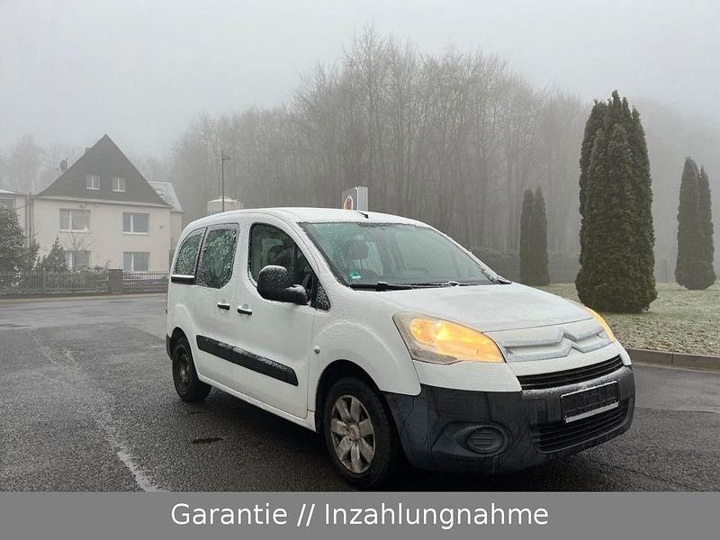 Gebraucht Citroën Berlingo Attraction 98 PS (72 kW) 2014 Weiß Van / Kleinbus