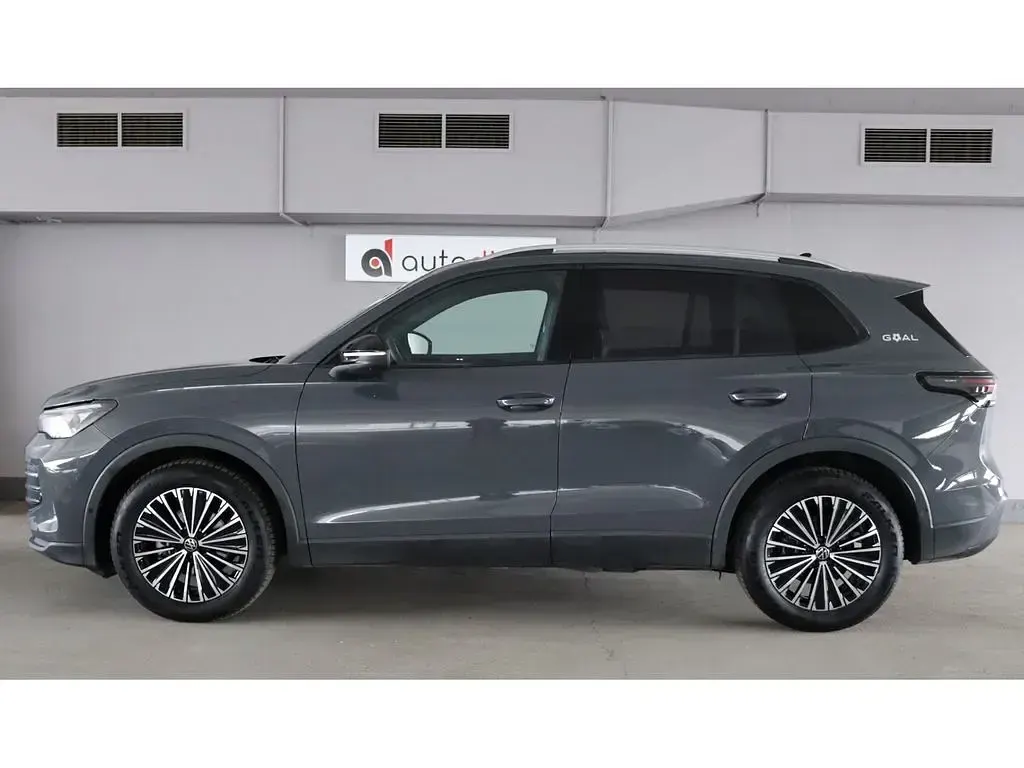 Gebraucht VW Tiguan Goal 150 PS (110 kW) 2025 Grau SUV